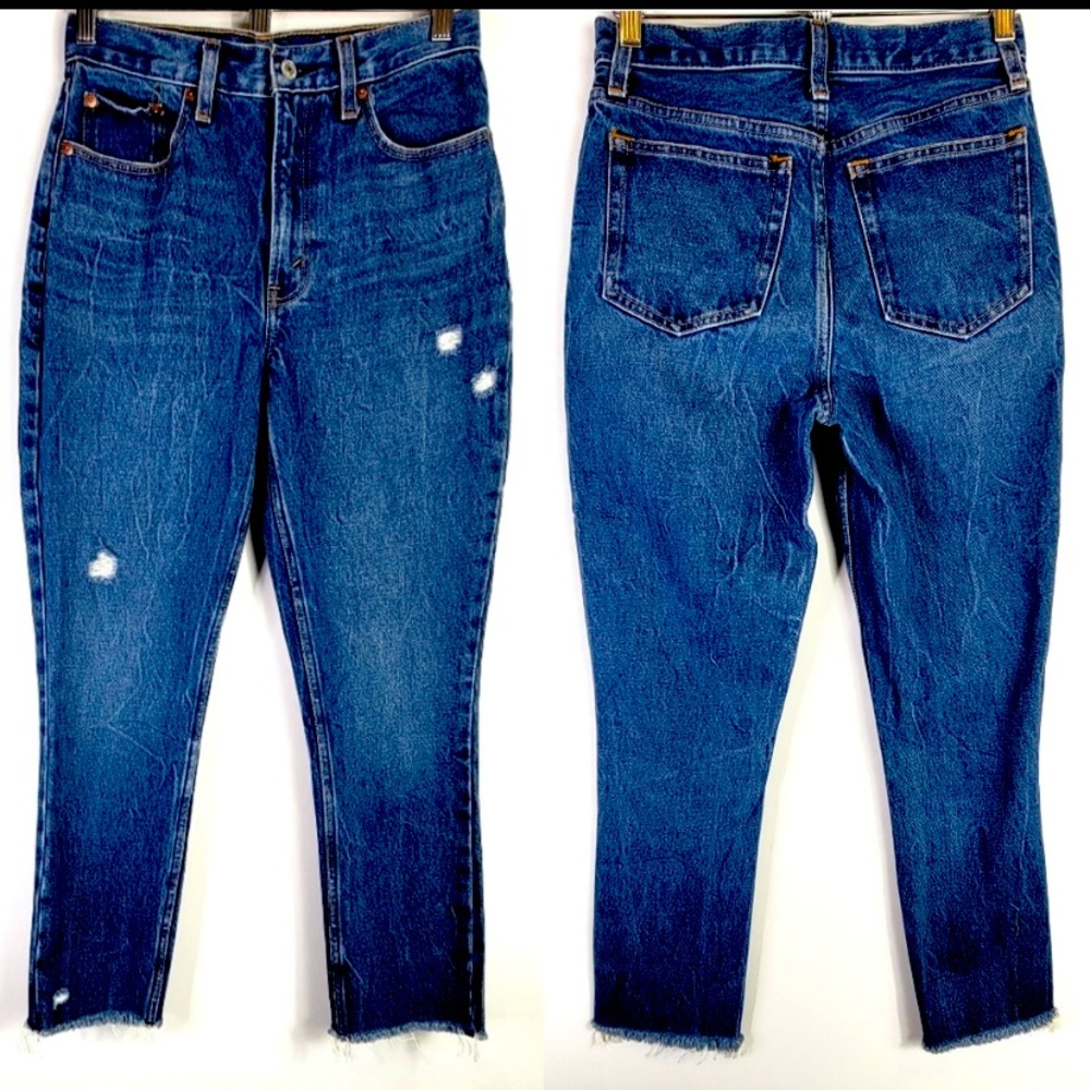 COPY - Abercrombie & Fitch Distressed High Rise Mom Jean Raw Hem SZ 25 / 0